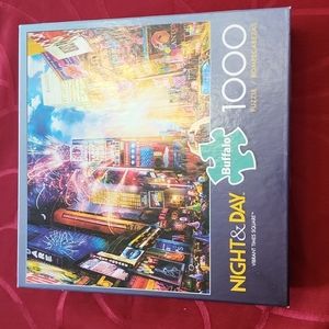 Buffalo brand 1000 piece puzzle. Times Square